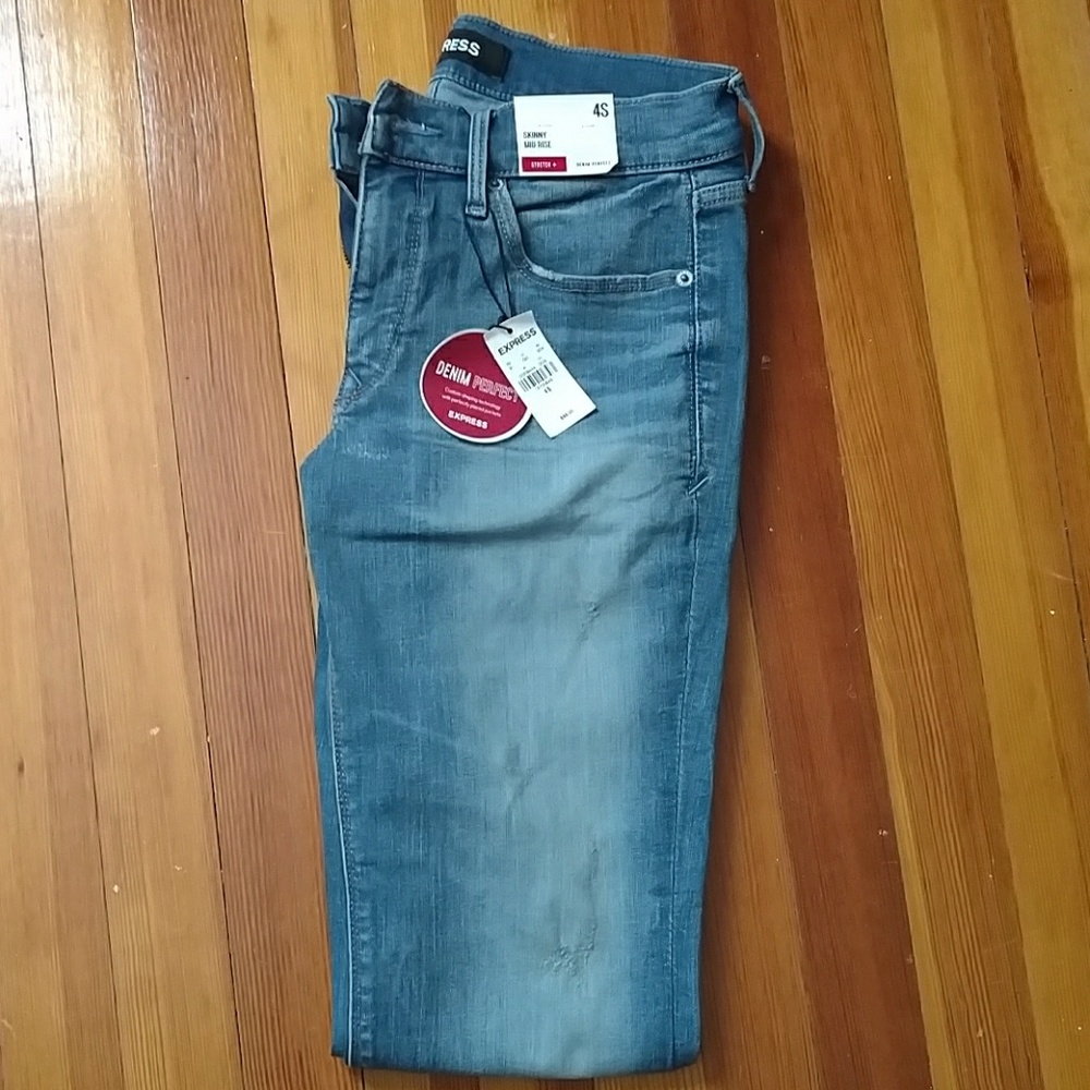 Express mid rise skinny denim perfect jean 4S